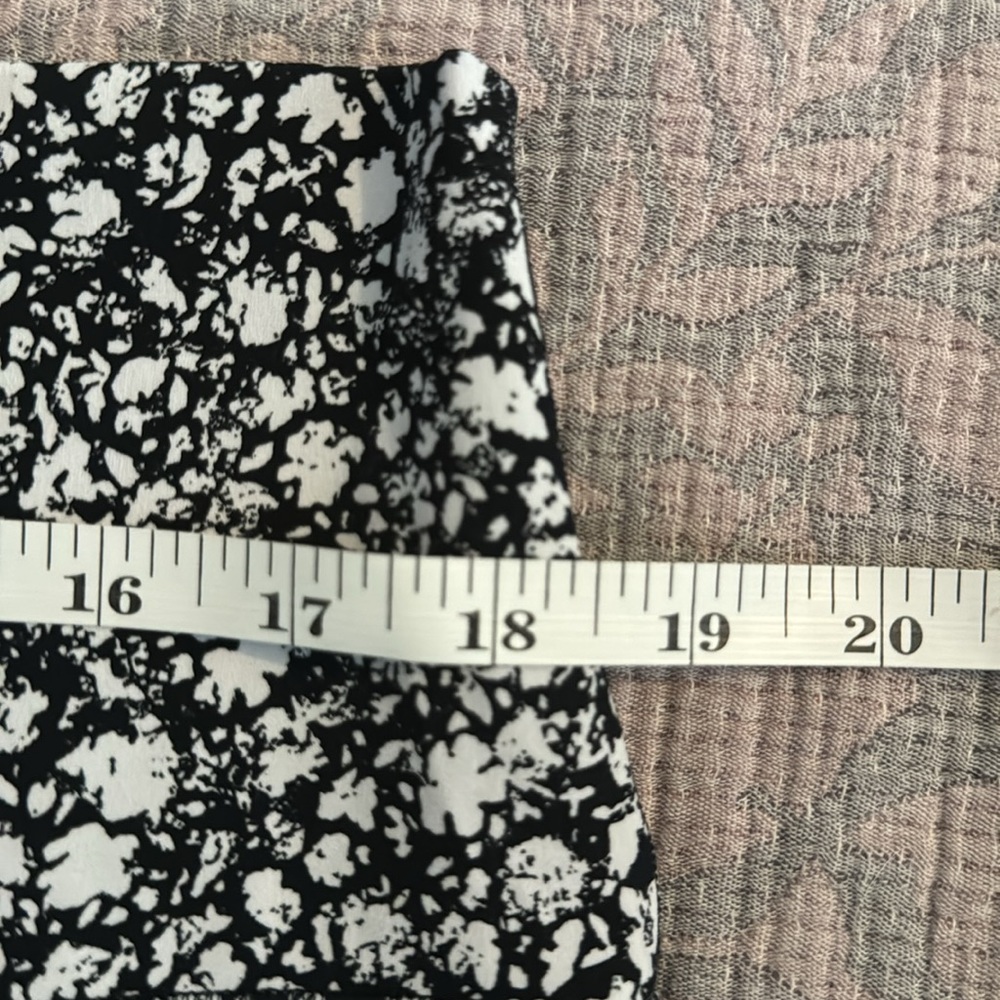 NWOT Lululemon Align High-Rise Pant 25" Venture Floral Alpine White Black - Picture 10 of 10